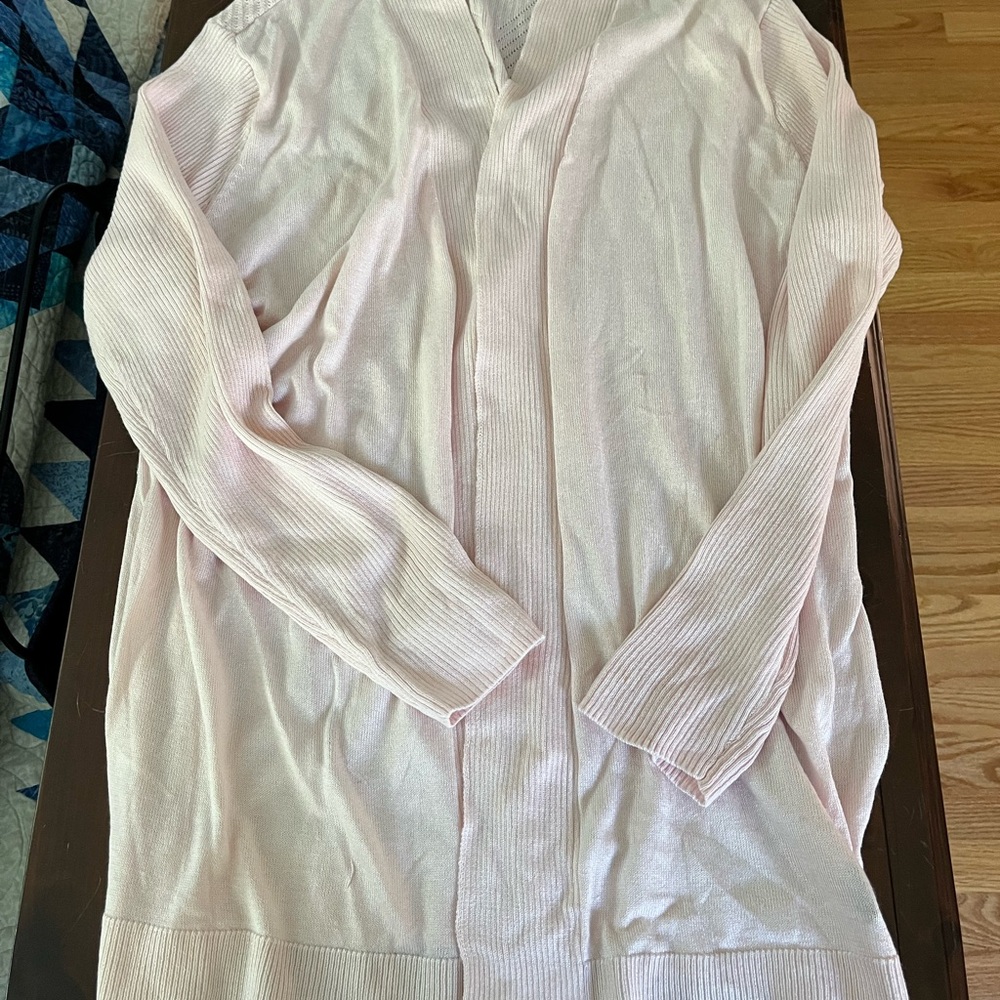 Elegant Pink Women's Cardigan